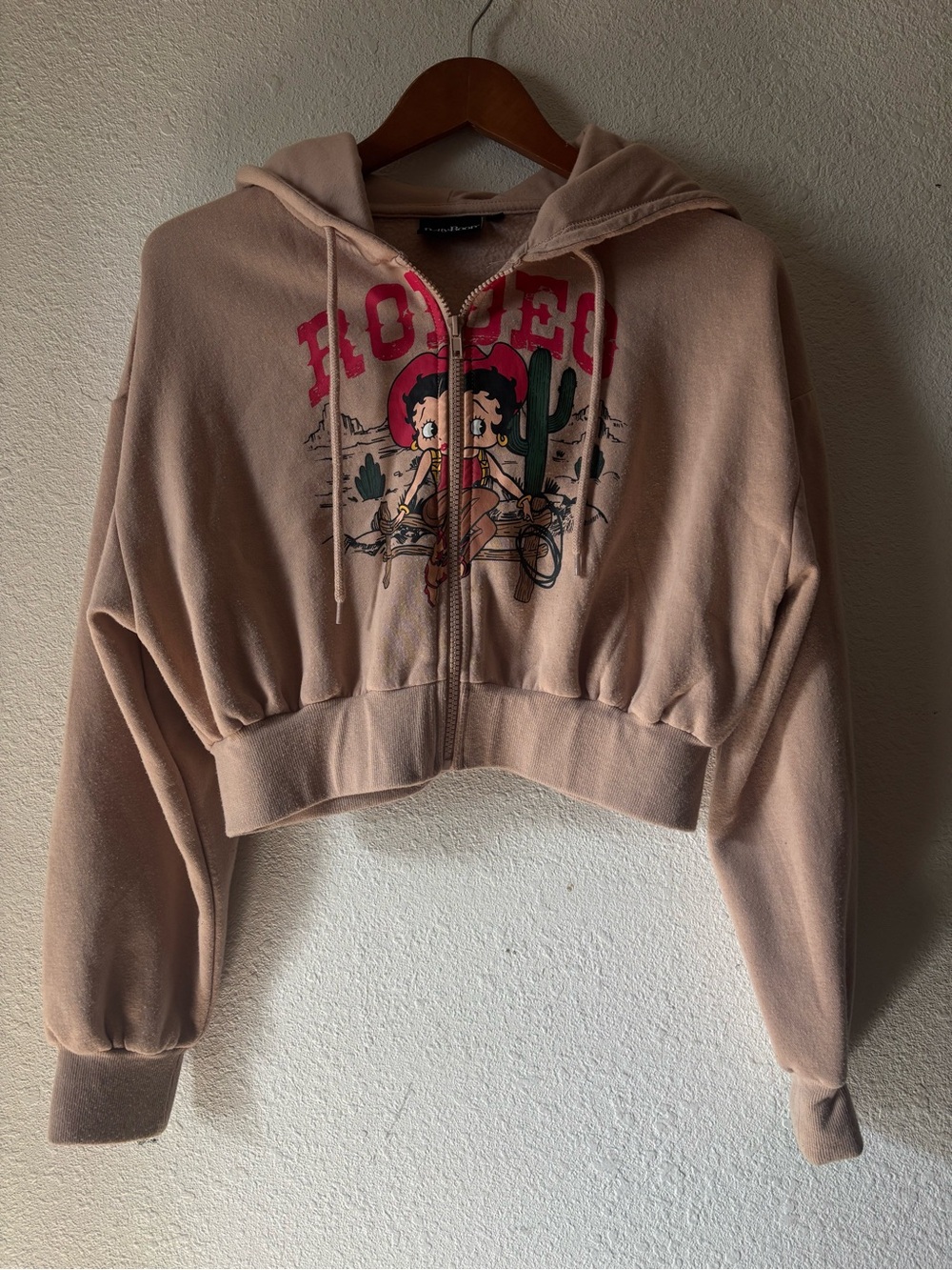 Betty Boop Rodeo Zip-Up - Picture 4 of 6